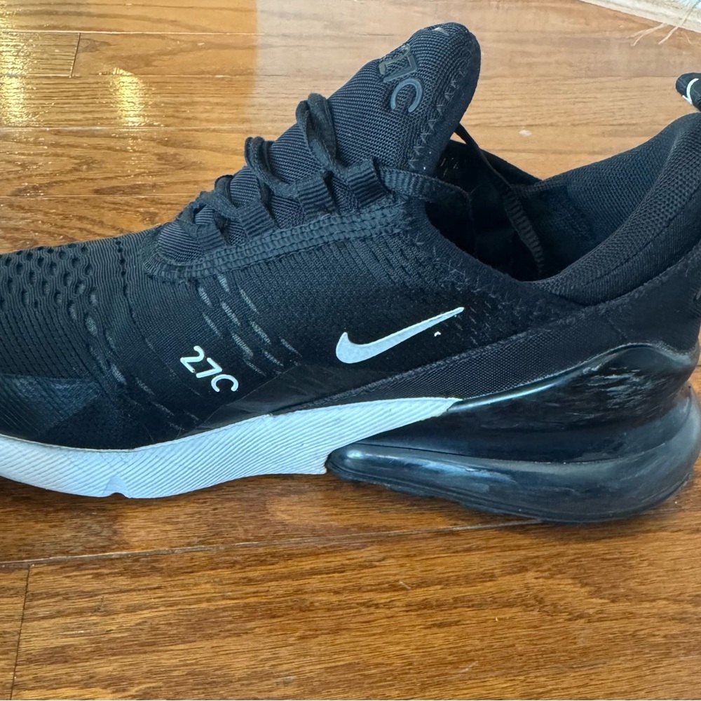 Nike Black and White Air Max 270 - Picture 3 of 11